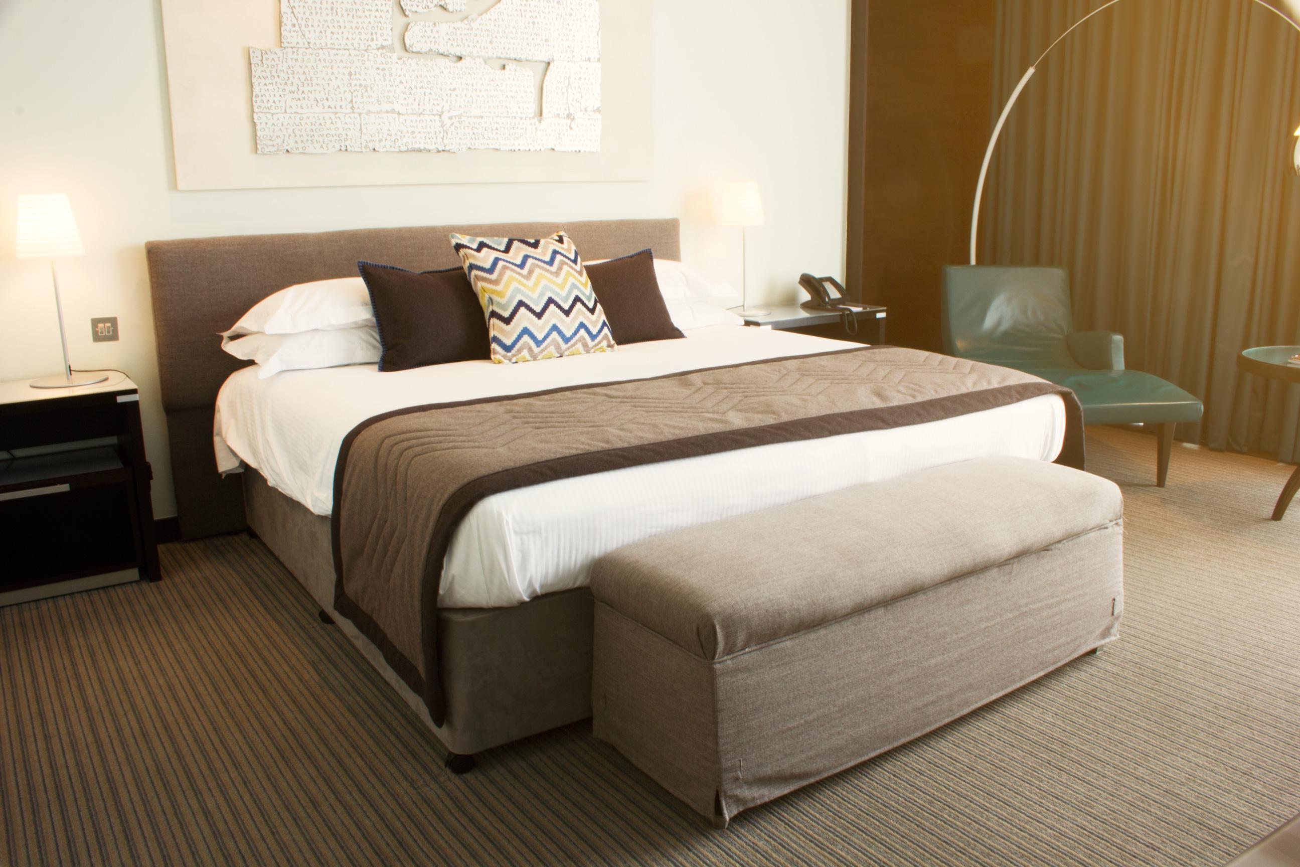 더 로리 호텔 맨체스터 외부 사진 A bedroom at the hotel