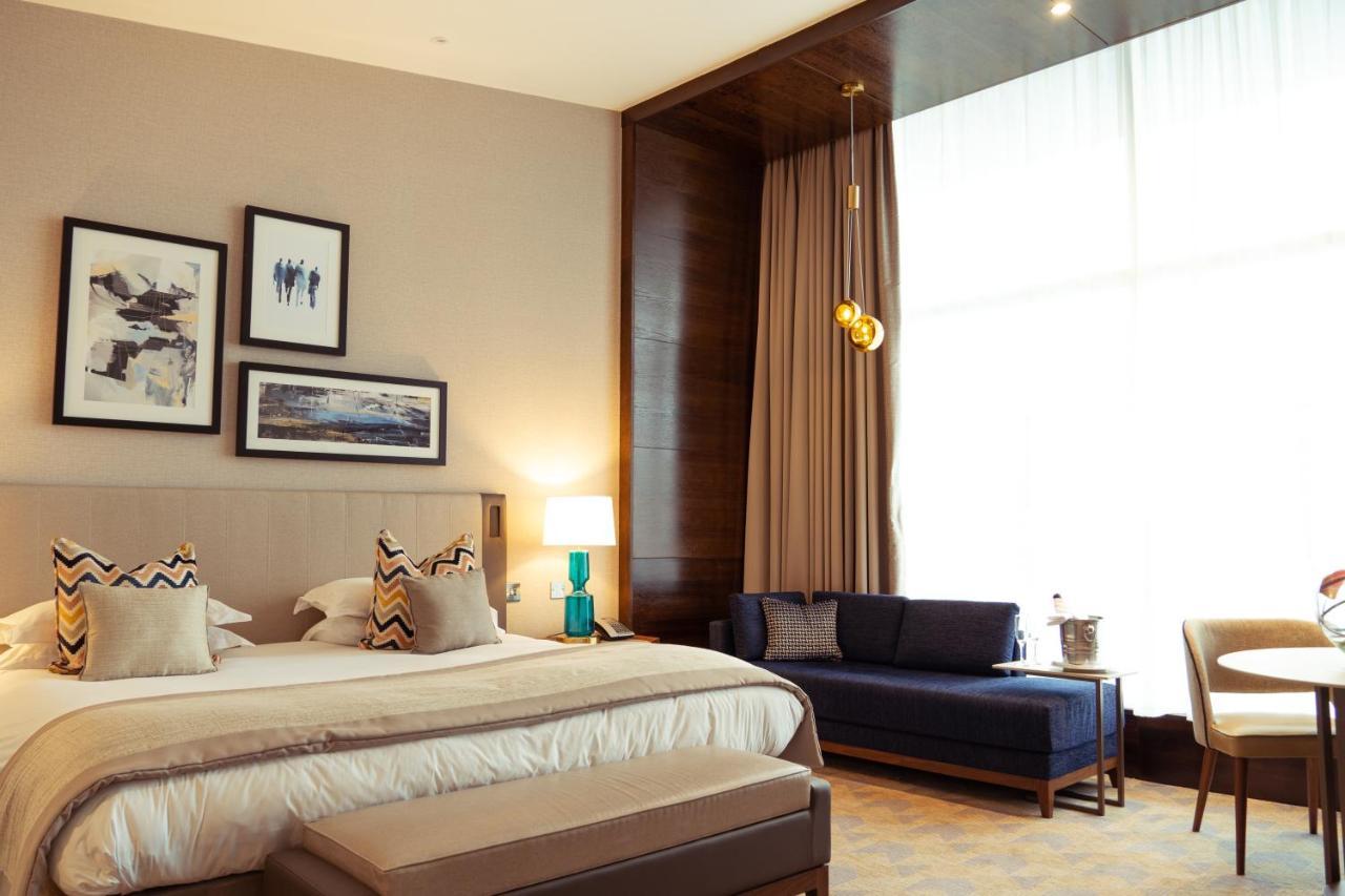 더 로리 호텔 맨체스터 외부 사진 A room at the hotel